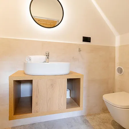 아파트 Viridi 카르파츠